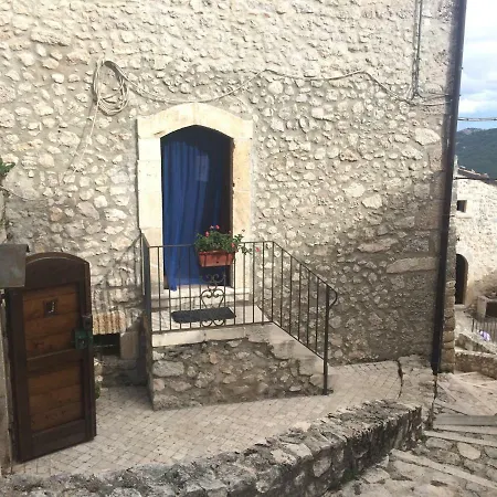 Casa A Holiday home Santo Stefano Di Sessanio